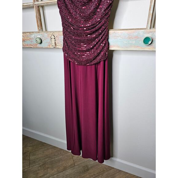 R & M Richards Long Evening Gown Dress W/ Glitter knit Bodice Ladies size 12 - Picture 15 of 16